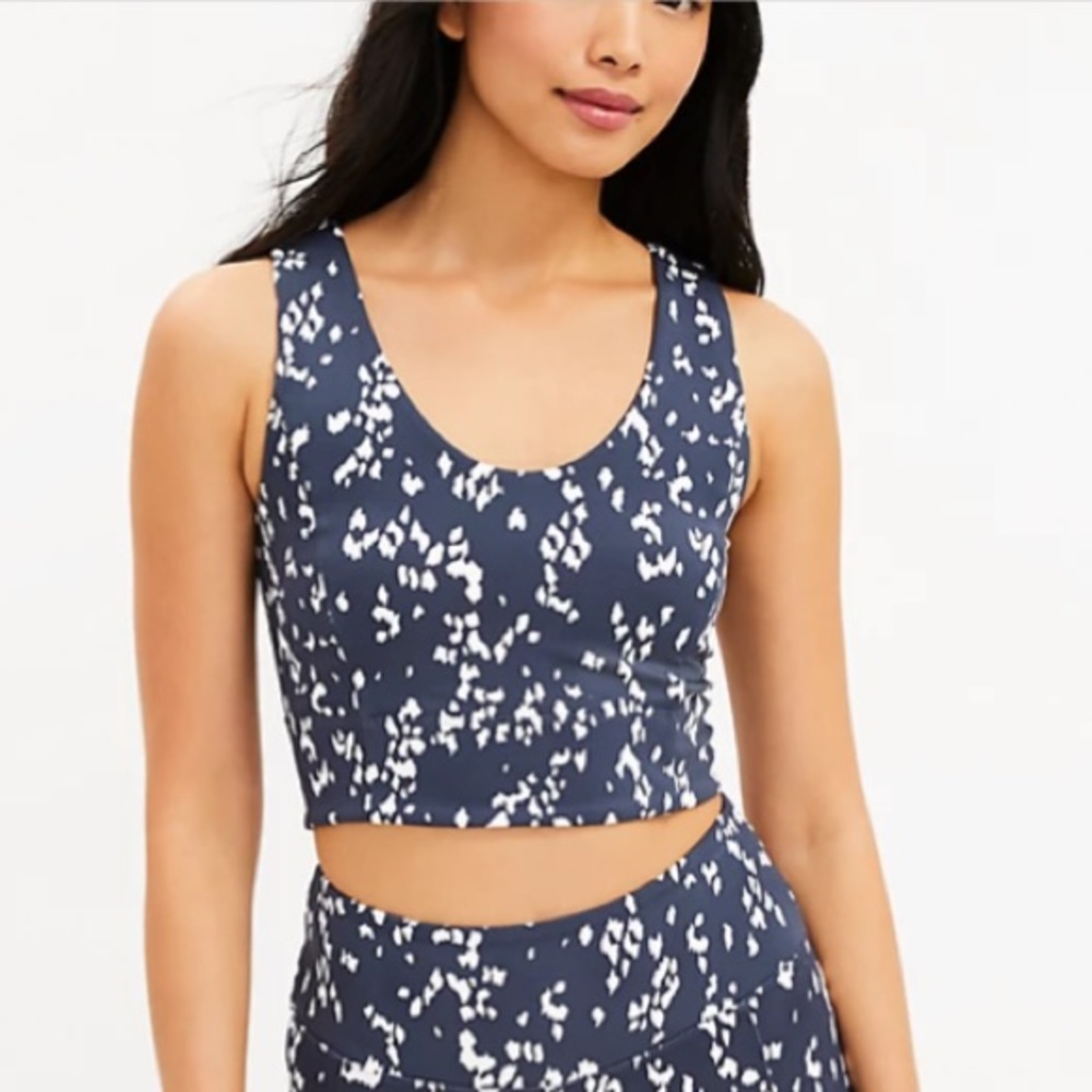 Lou & Grey Spotted Feel Good V-Neck Bralette size Medium